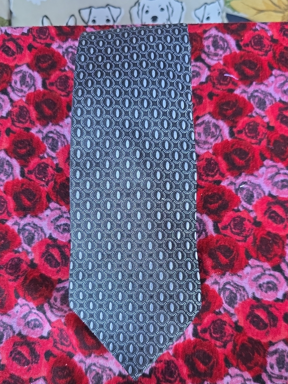 Pronto Uomo Gray and Black Woven Geometric 100 Percent Silk Neck Tie XLong